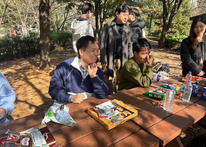 A community picnic bringing people together