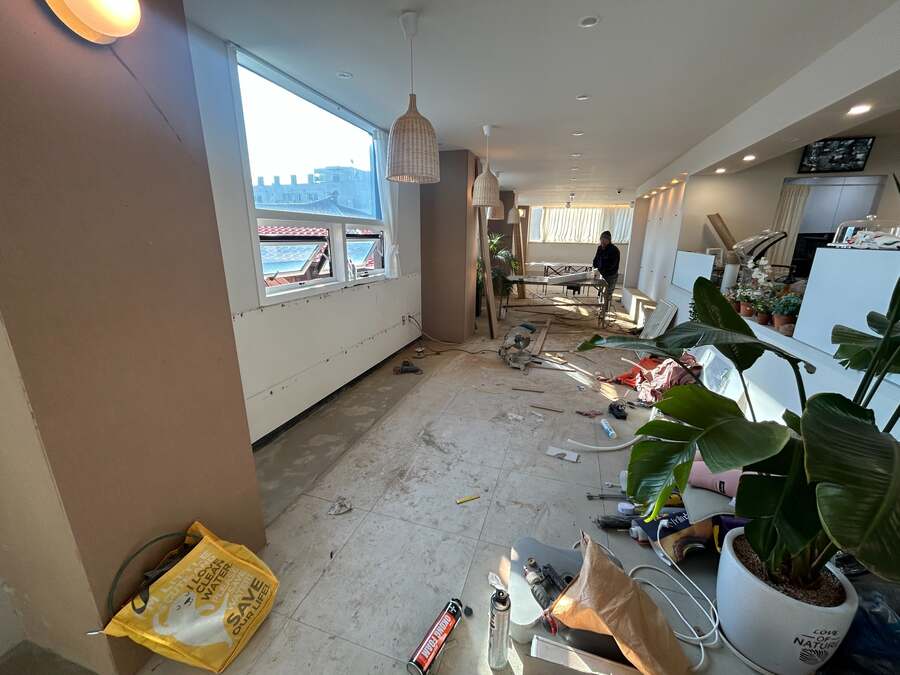 The social café during interior construction